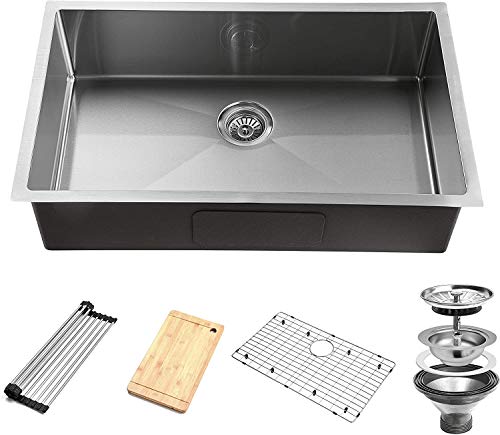 32-Inch Undermount Workstation Kitchen Sink, 16 Gauge Single Bowl Stainless Steel with Accessories (Pack of 5 Built-in Components), Silver